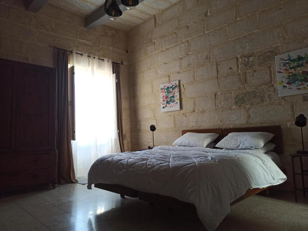 Beautiful Studio Apartment In Qormi Malta エクステリア 写真