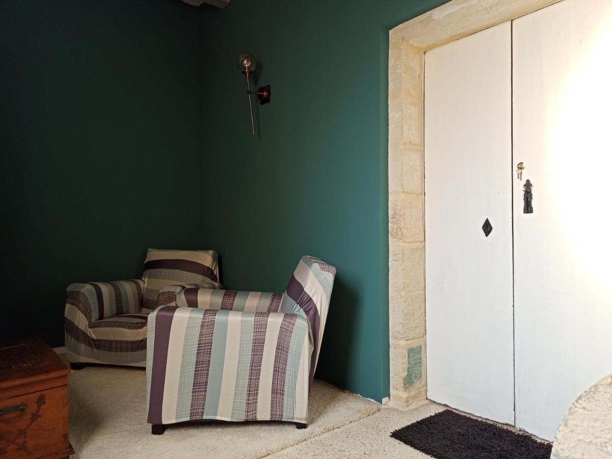 Beautiful Studio Apartment In Qormi Malta エクステリア 写真
